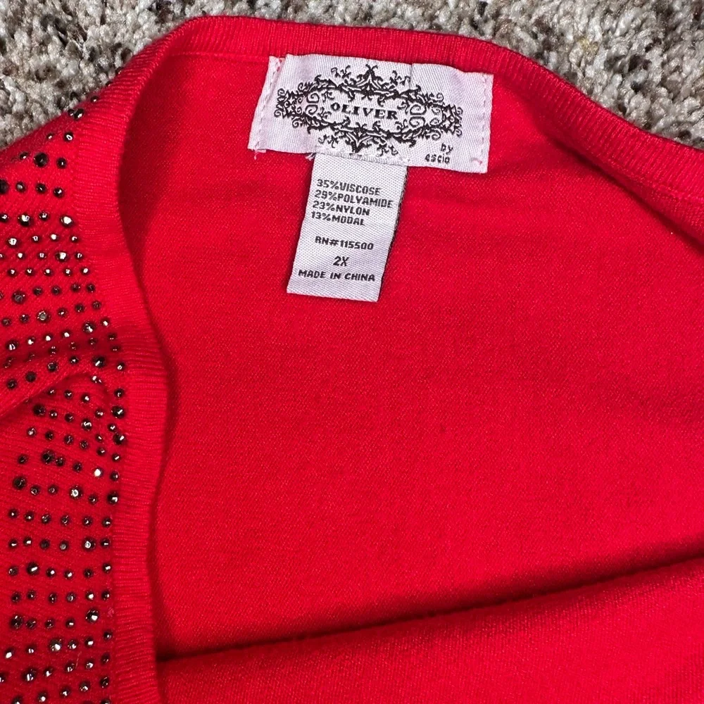 Oliver Holiday Red Sweater Black Sparkle Beads Size 2X Soft And‎ Cozy